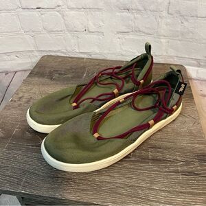 Teva Voya Infinity Mary Janes size 10